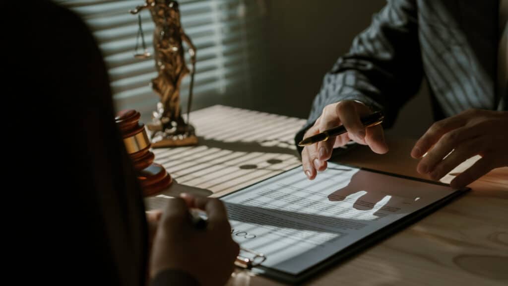 Жеке сот орындаушылары аттестациядан өтеді: мәжіліс заң жобасын мақұлдады