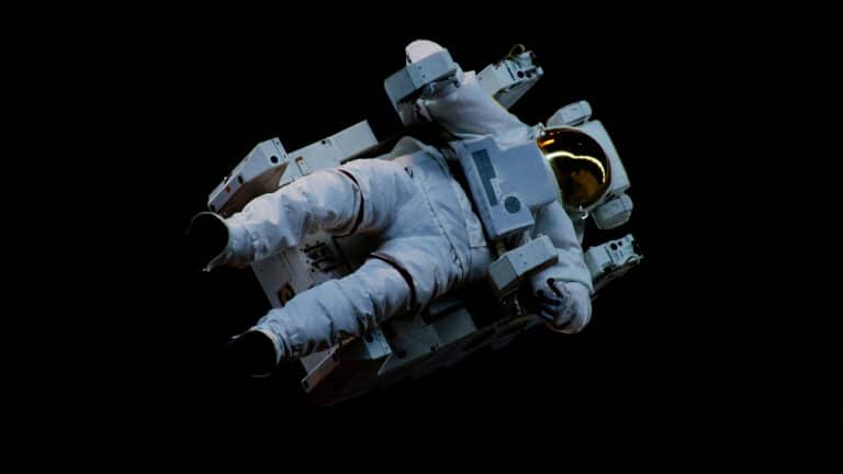 В космонавты в Казахстане хотят принимать управленцев