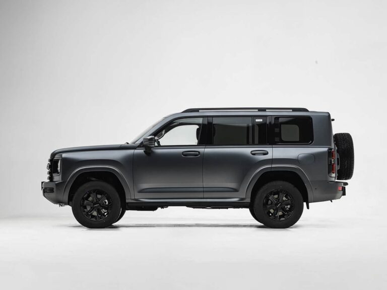 Обновленный Haval H9 в Китае стал брутальнее и подешевел до 12 млн тенге