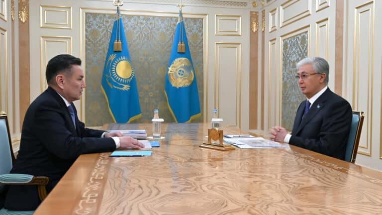 Токаев поручил акиму ВКО решить экологические проблемы региона