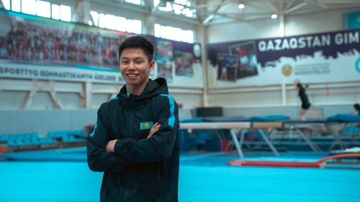 Гимнасты Зейнолла Идрисов и Нариман Курбанов добыли серебро и бронзу ЭКМ в Египте