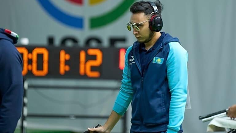Стрелок Валерий Рахимжан занял 8-е место на этапе Кубка мира в Испании