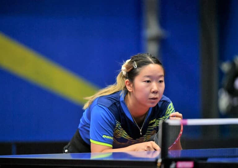 Мужская и женская сборные Казахстана провели вторые игры на ЧМ по настольному теннису