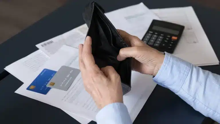 Елде жарты миллион адам 5 жылдан бері несиесін төлемей жүр