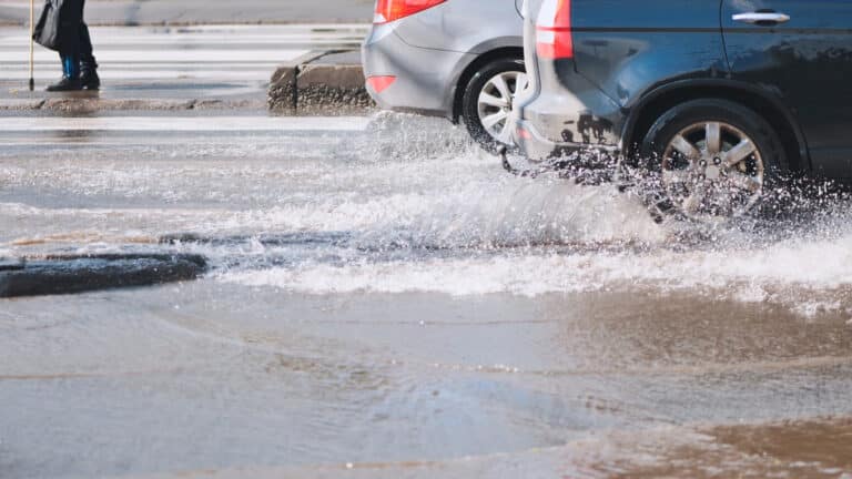 Казахстанцев предупредили о второй волне паводков