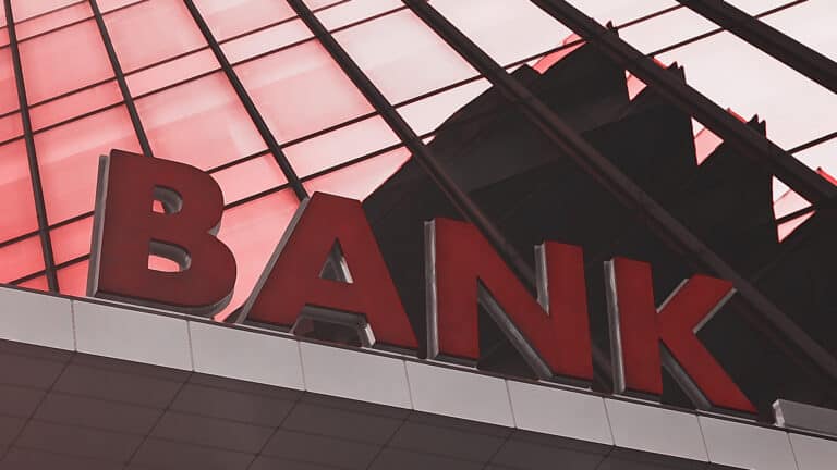 Рентабельность банков в Казахстане снижается, несмотря на рост кредитования