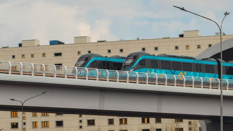 Транспортные карты для льготников на LRT готовятся ввести в Астане