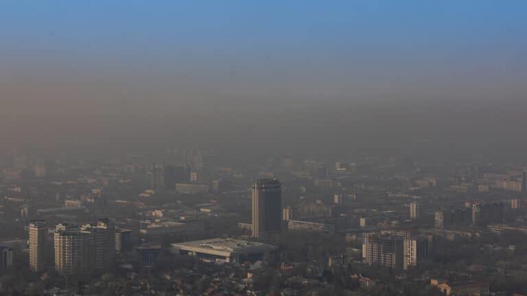 Воздух в Алматы загрязнен каждый второй день, показали данные мониторинга