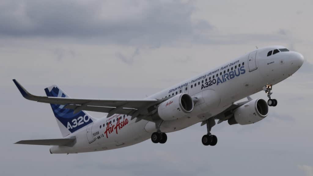 Airbus не видит нарушений санкций при поставках запчастей в Казахстан/shutterstock, бильд-редактор: Адэлина Мамедова