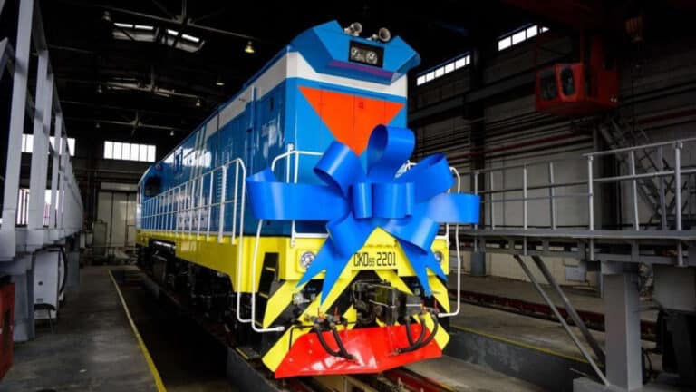 Коллекцию новых локомотивов показали в КТЖ