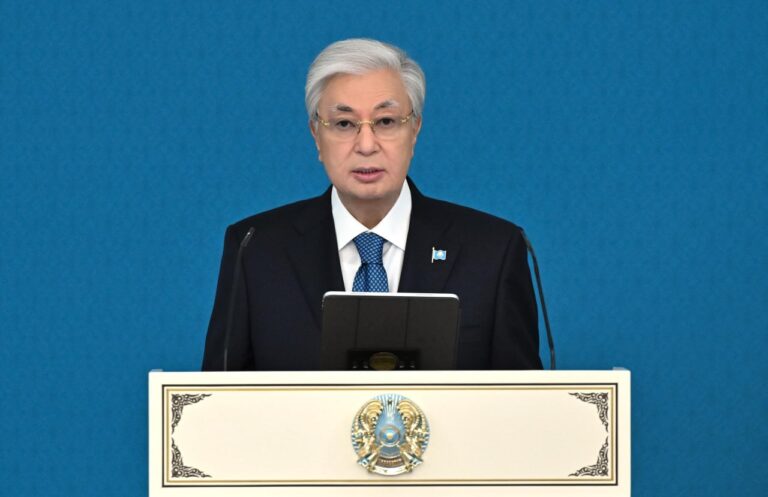 Президент Казахстана поддержал прекращение огня на Ближнем Востоке