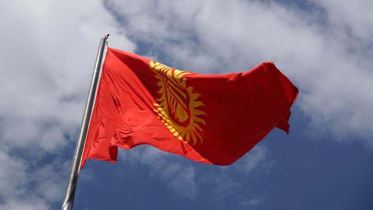 Жапаров дал финансовую автономию некоторым учреждениям Кыргызстана