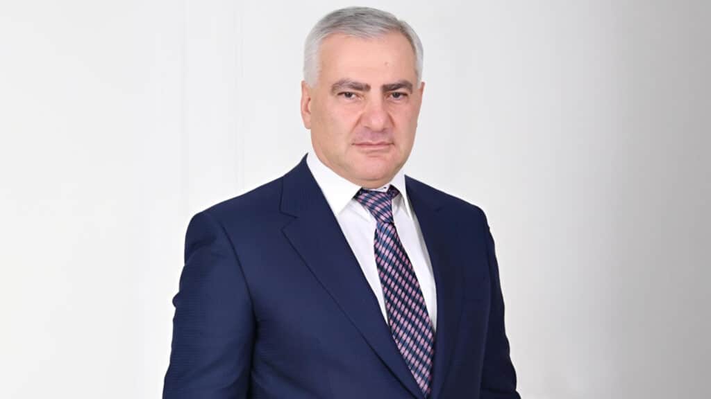 «Зачистка» перед выборами: в Армении задержаны 15 сторонников миллиардера Карапетяна