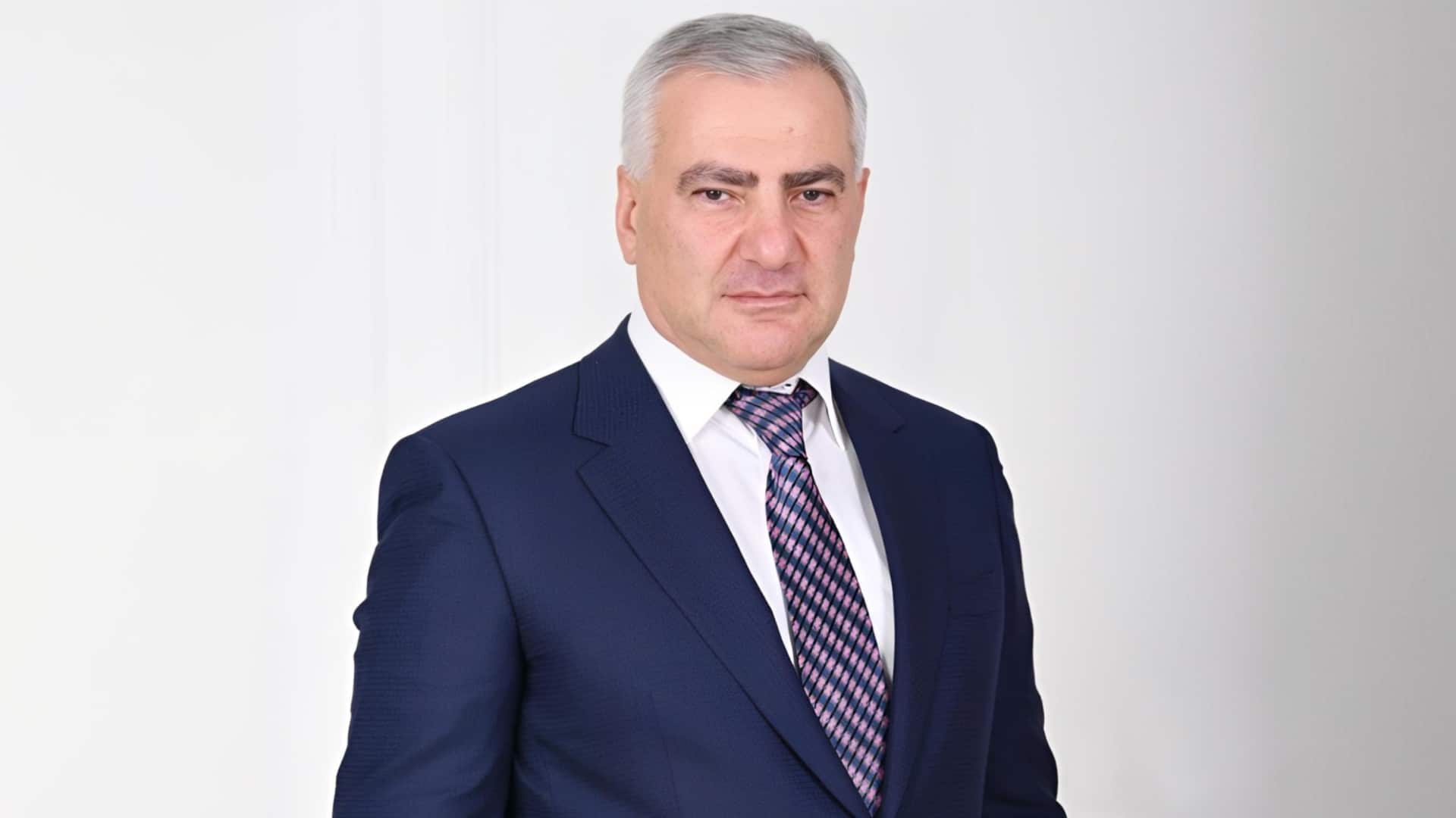 самвел Карапетян