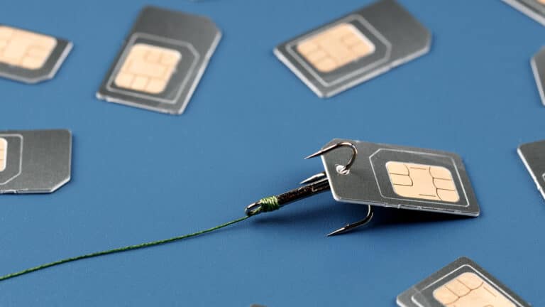 Эксперт рассказал об уязвимости мобильных сетей в Казахстане