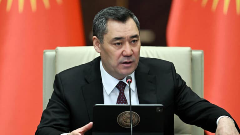 Жапаров уволил «сына» Ташиева, но оставил ему госконтракт на $700 млн