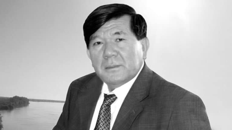 Стала известная последняя воля поэта и общественного деятеля Мухтара Шаханова