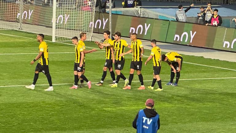 «Кайрат», разгромив «Астану», вернулся на 1-е место КПЛ-2026