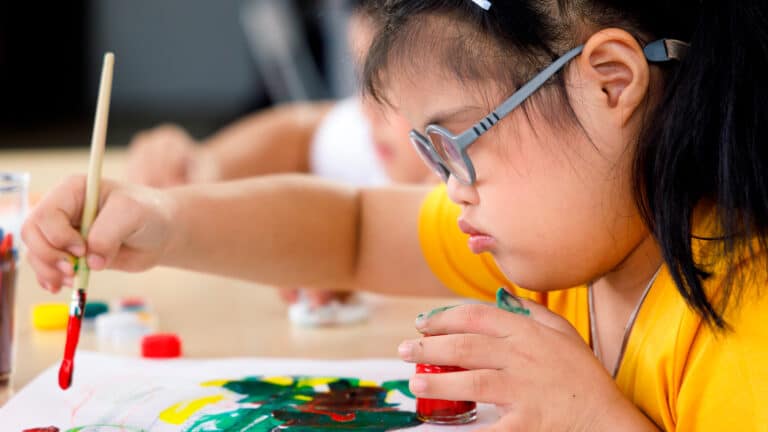 Казахстанские семьи с особенными детьми завалили правительство жалобами