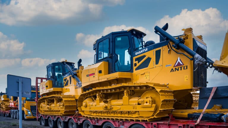 Qarmet продолжает масштабное обновление парка спецтехники