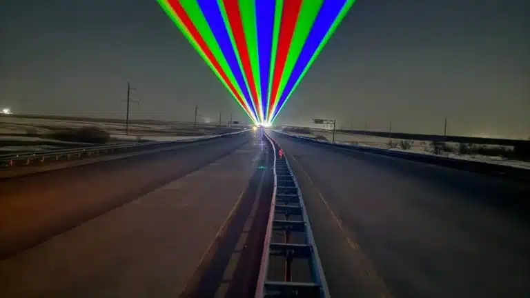 Лазер не дает водителям заснуть за рулем на трассе в Жетысу