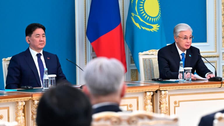 Токаев раскрыл детали проекта прямой автомагистрали из Казахстана в Монголию