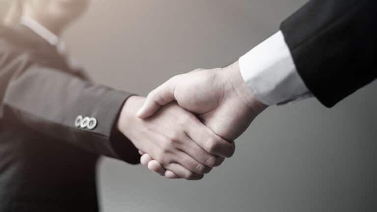 Индекс деловой активности в Казахстане рухнул до минимума с 2022 года