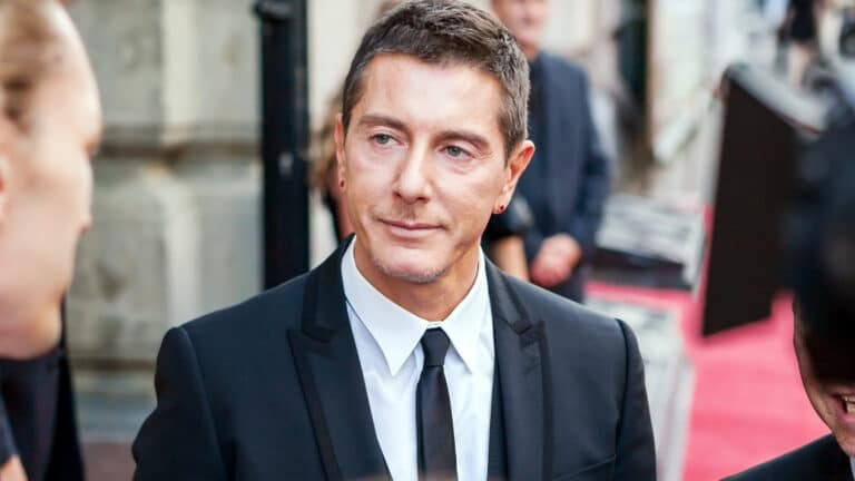 Основатель Dolce & Gabbana покинул пост в компании на фоне миллионных долгов