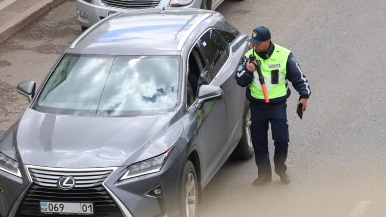 В Алматы выявили 850 тыс. нарушений ПДД за четыре месяца