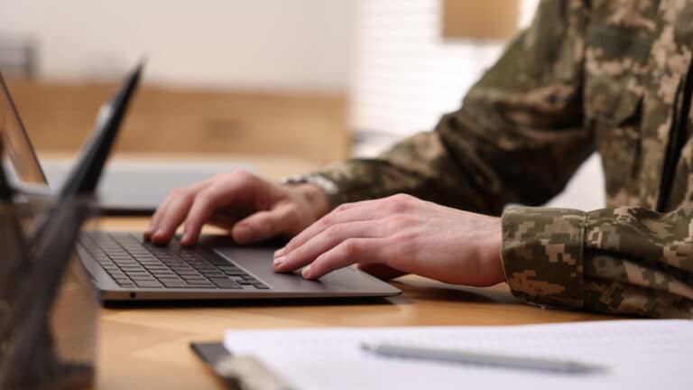 В Казахстане тысячи военнослужащих поступили в вузы без ЕНТ