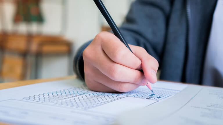 В Агентстве по делам госслужбы объяснили, как проверяют IQ у чиновников