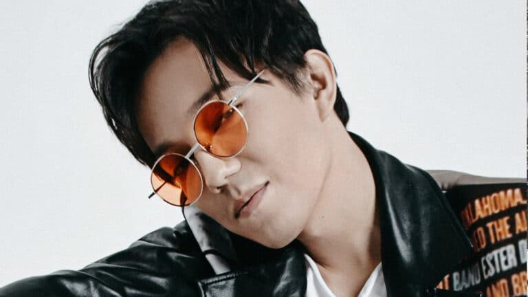 Димаш Кудайберген считает ИИ вредным для молодых исполнителей