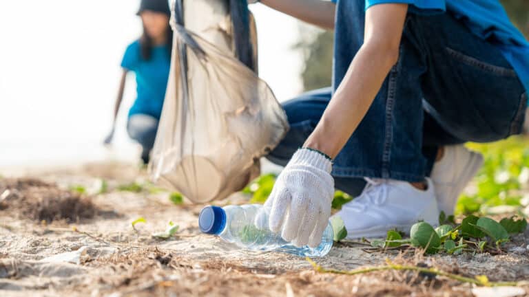 Волонтеры в Казахстане получат дополнительные баллы на гранты в вузах
