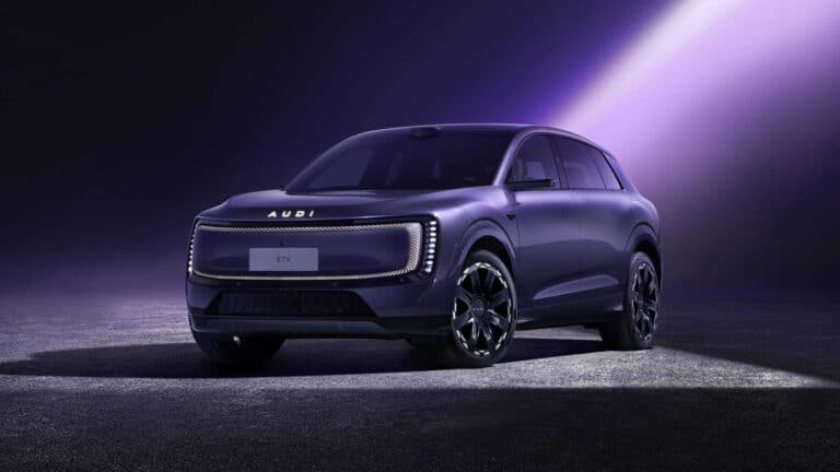 Audi E7X обогнал Porsche Macan и Xiaomi YU7 на треке в Китае