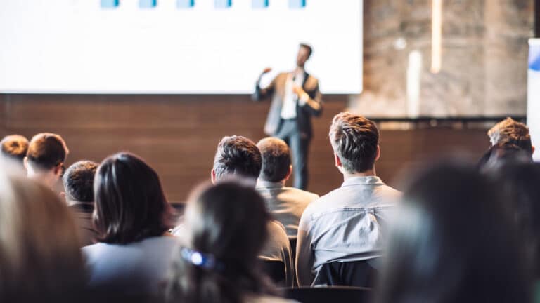 Нурбек рассказал Токаеву, какие профессии понадобятся стране до 2030 года