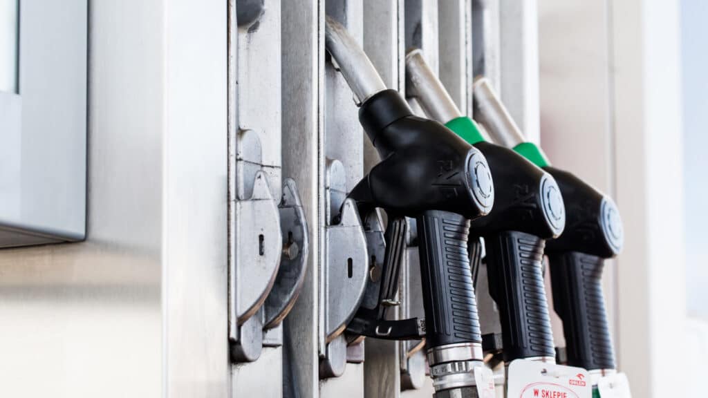 В Минэнерго предсказали рост цен на бензин и дизтопливо с окончанием моратория/shutterstock, бильд-редактор: Адэлина Мамедова