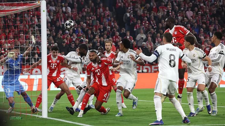 «Бавария» в Лиге чемпионов одолела «Реал», «Арсенал» прошел «Спортинг»