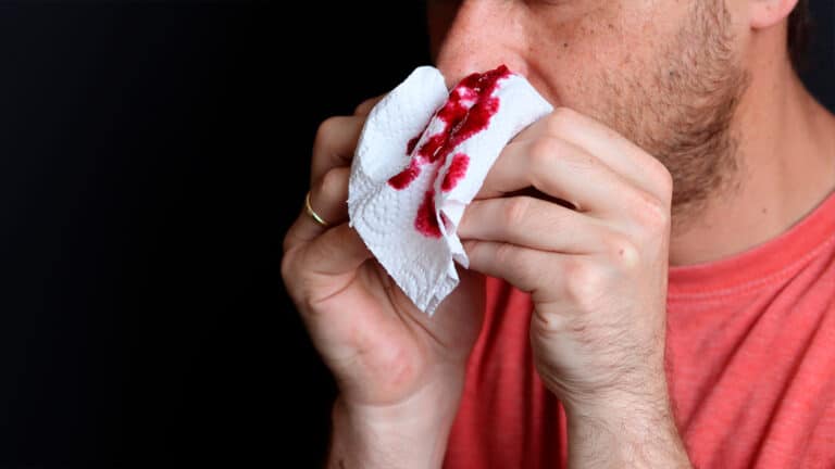 Как ранняя диагностика помогает людям с гемофилией жить полной жизнью