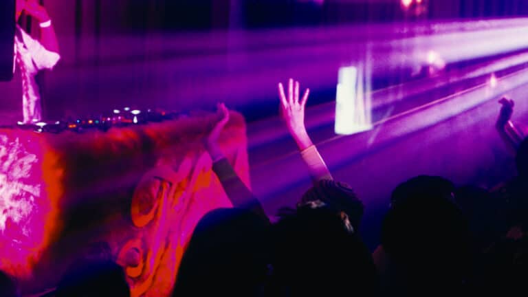 В Алматы пройдет первый техно-рейв с бесплатным кардиочекапом