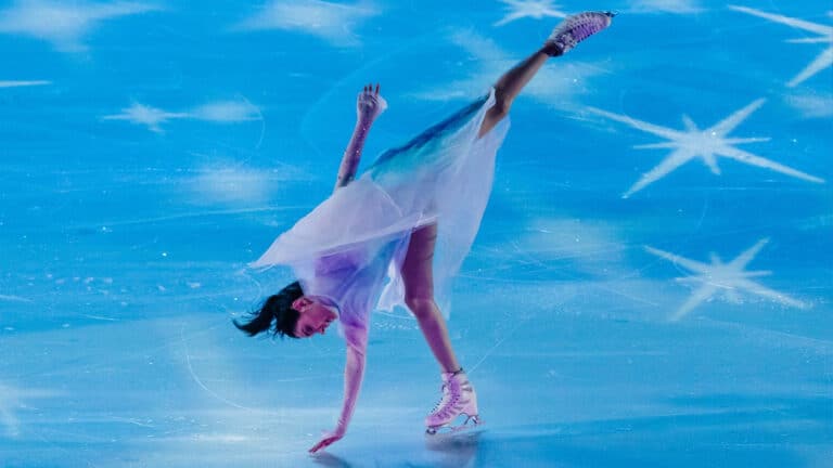 Ледовое шоу с казахстанской фигуристкой штаба Этери Тутберидзе отменили в Астане