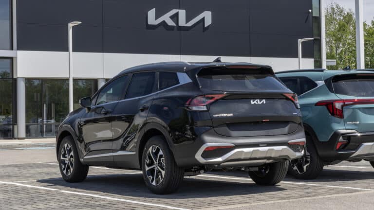 Казахстан стал ключевым поставщиком Kia Sportage для России