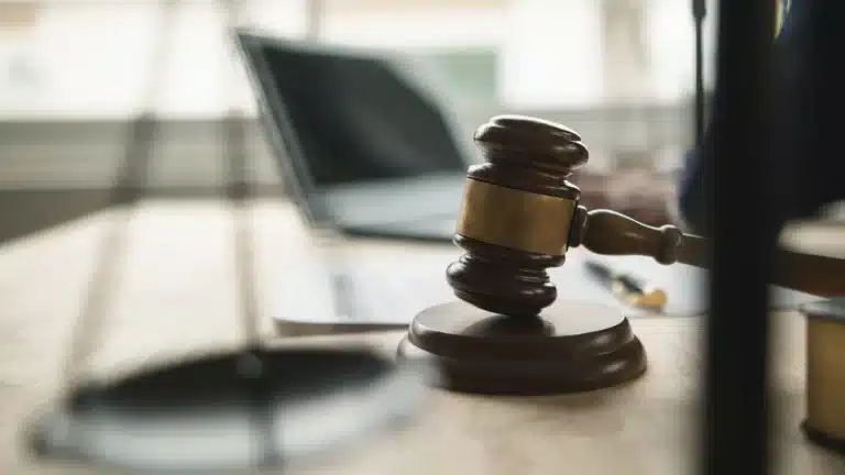 Суд обязал суррогатную мать вернуть деньги супругам в Акмолинской области