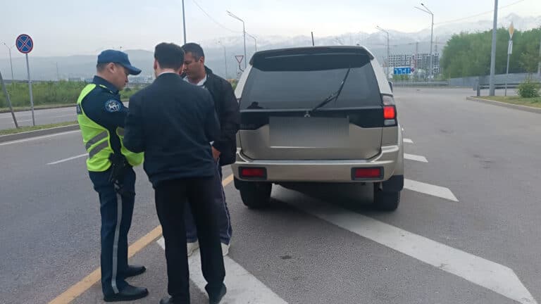 В Алматы 85 тыс. автовладельцев задолжали 7 млрд тенге налога на транспорт