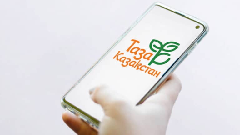 Казахстанцы подали десятки тысяч жалоб через чат-бот по благоустройству