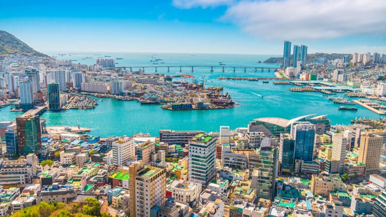 Из Алматы возобновят прямые авиарейсы в Пусан