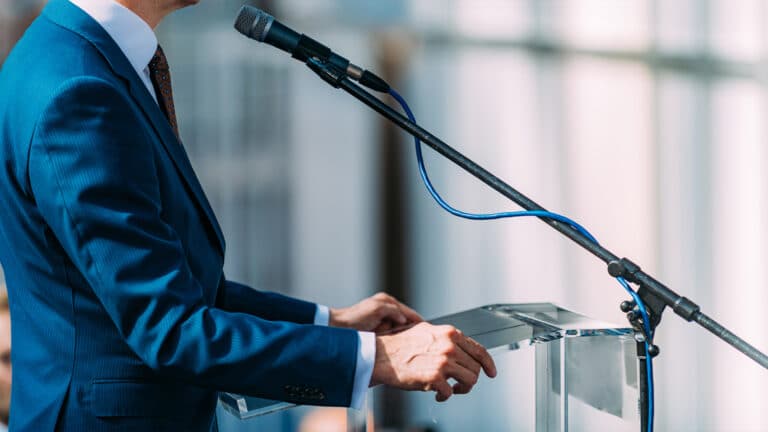 Будущих казахстанских госслужащих обязали проходить тесты на эмоциональный интеллект