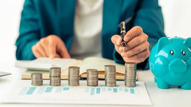 Сулейменов: «Если вы положили на депозит 10 млн тенге, вы обеспеченный человек»