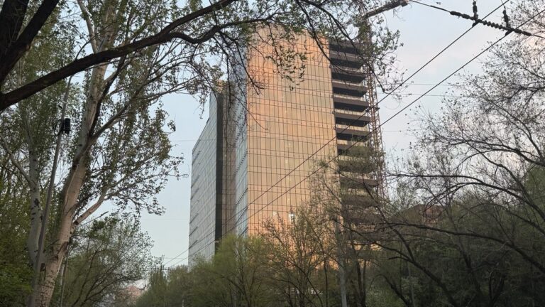 Generic glass: Critics say Almaty’s new Hilton lacks local character