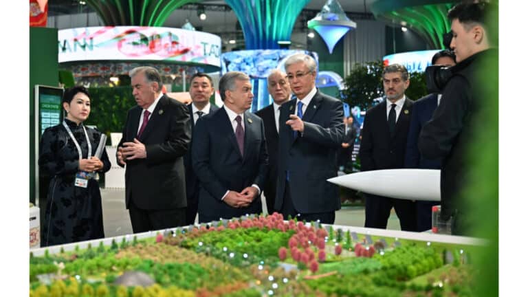 Тоқаев Орталық Азия президенттеріне EXPO көрмесін таныстырды