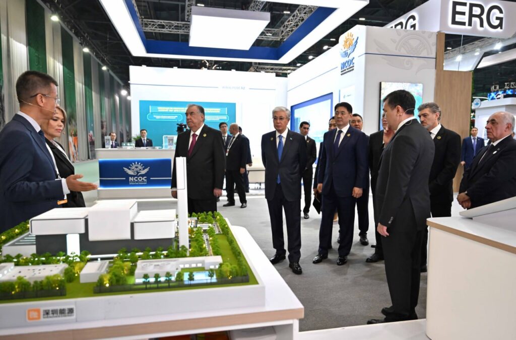 Тоқаев Орталық Азия президенттеріне EXPO көрмесін таныстырды
